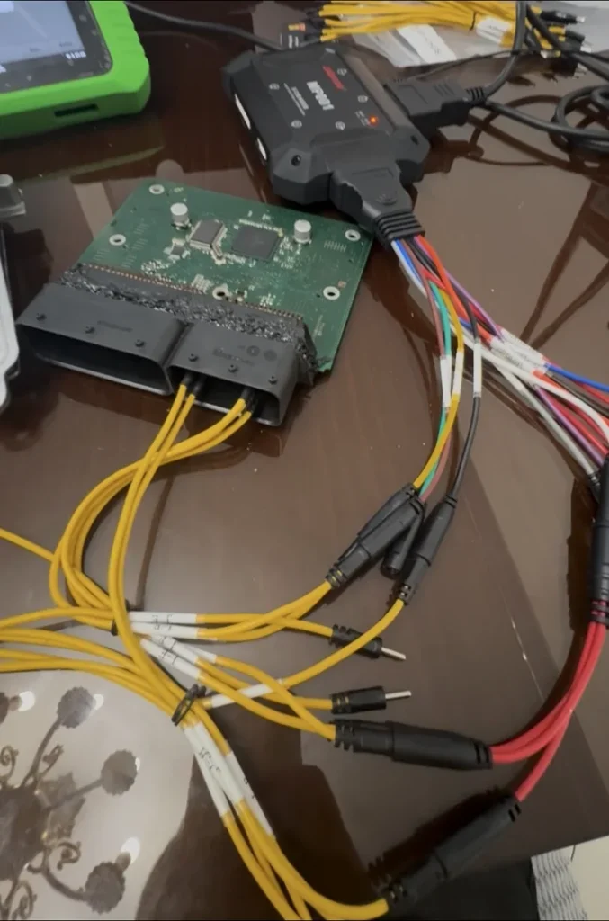 تست و پروگرام ECU روی میز با MP001 در KEYLINE369